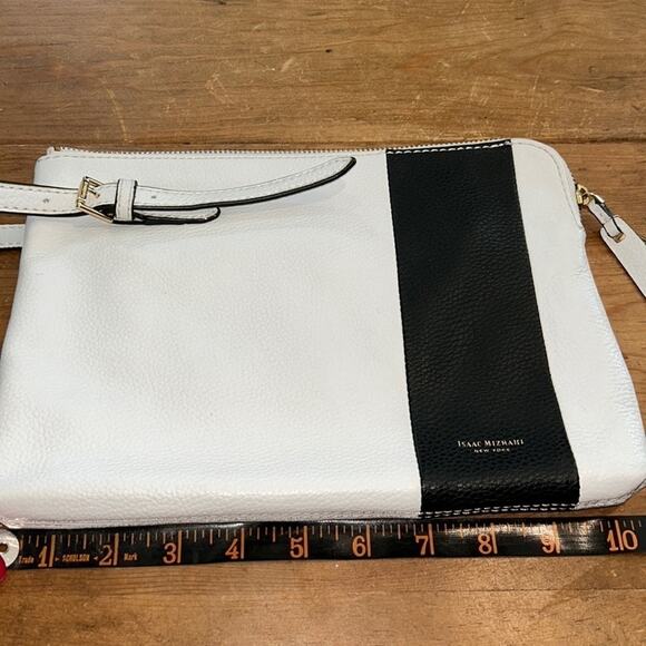 Isaac Mizrahi whit with black stripe clutch - Picture 11 of 13